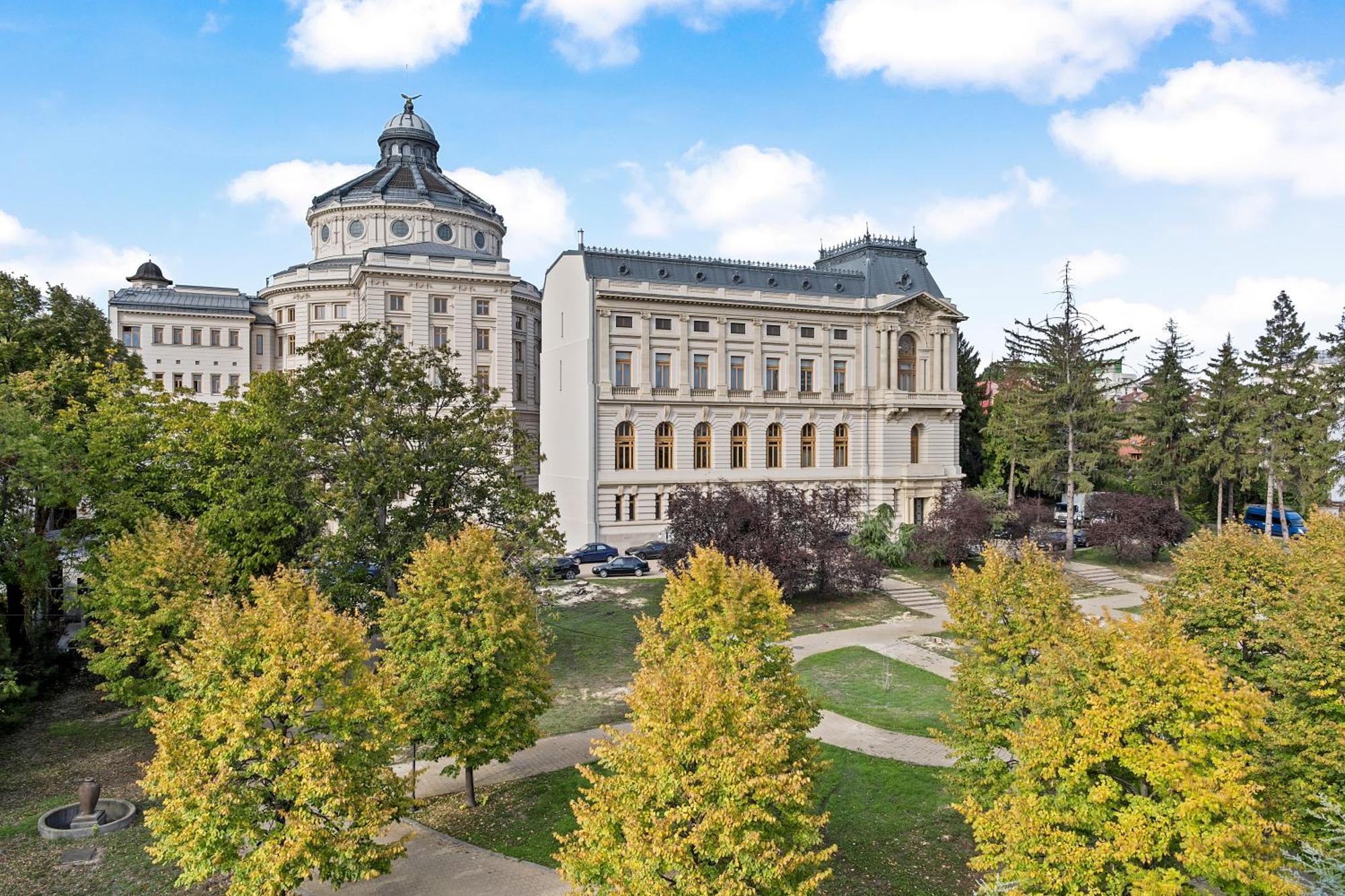 Ultra Central Apartments - Unirii & Old Town Бухарест Экстерьер фото