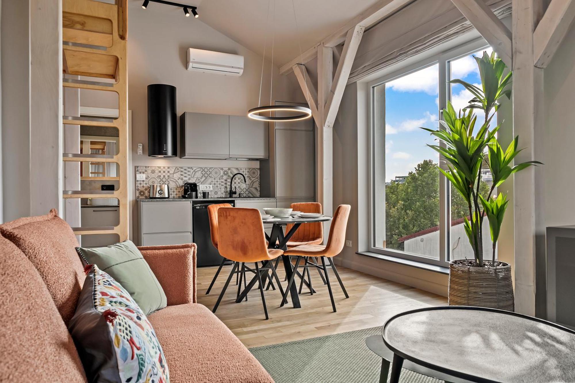Ultra Central Apartments - Unirii & Old Town Бухарест Экстерьер фото