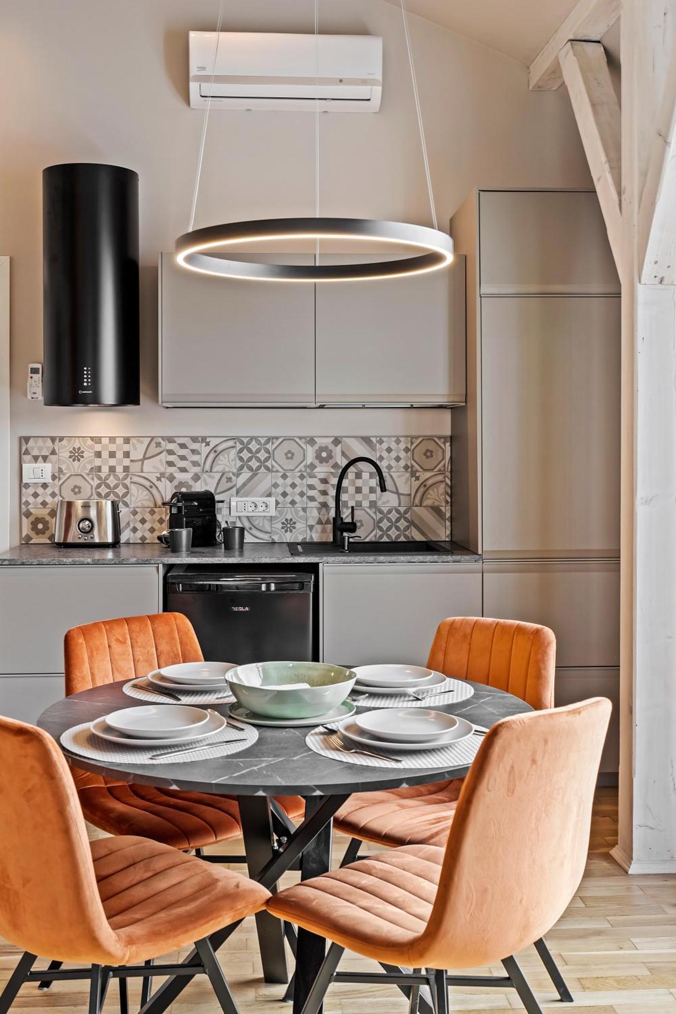 Ultra Central Apartments - Unirii & Old Town Бухарест Экстерьер фото