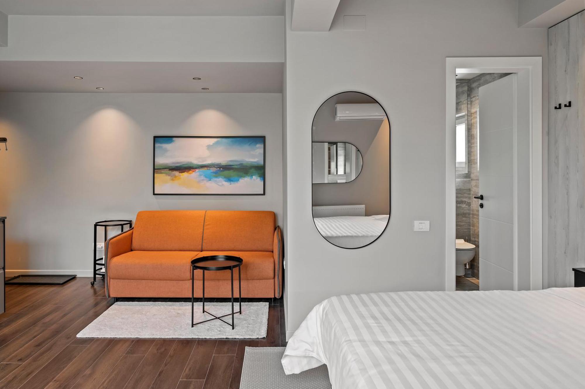 Ultra Central Apartments - Unirii & Old Town Бухарест Экстерьер фото