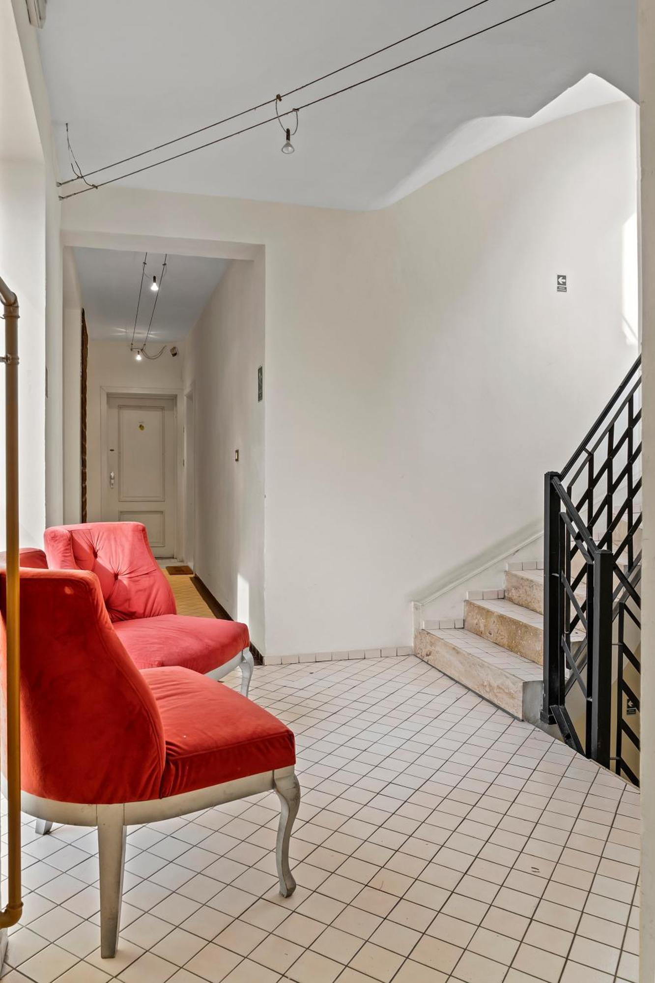 Ultra Central Apartments - Unirii & Old Town Бухарест Экстерьер фото